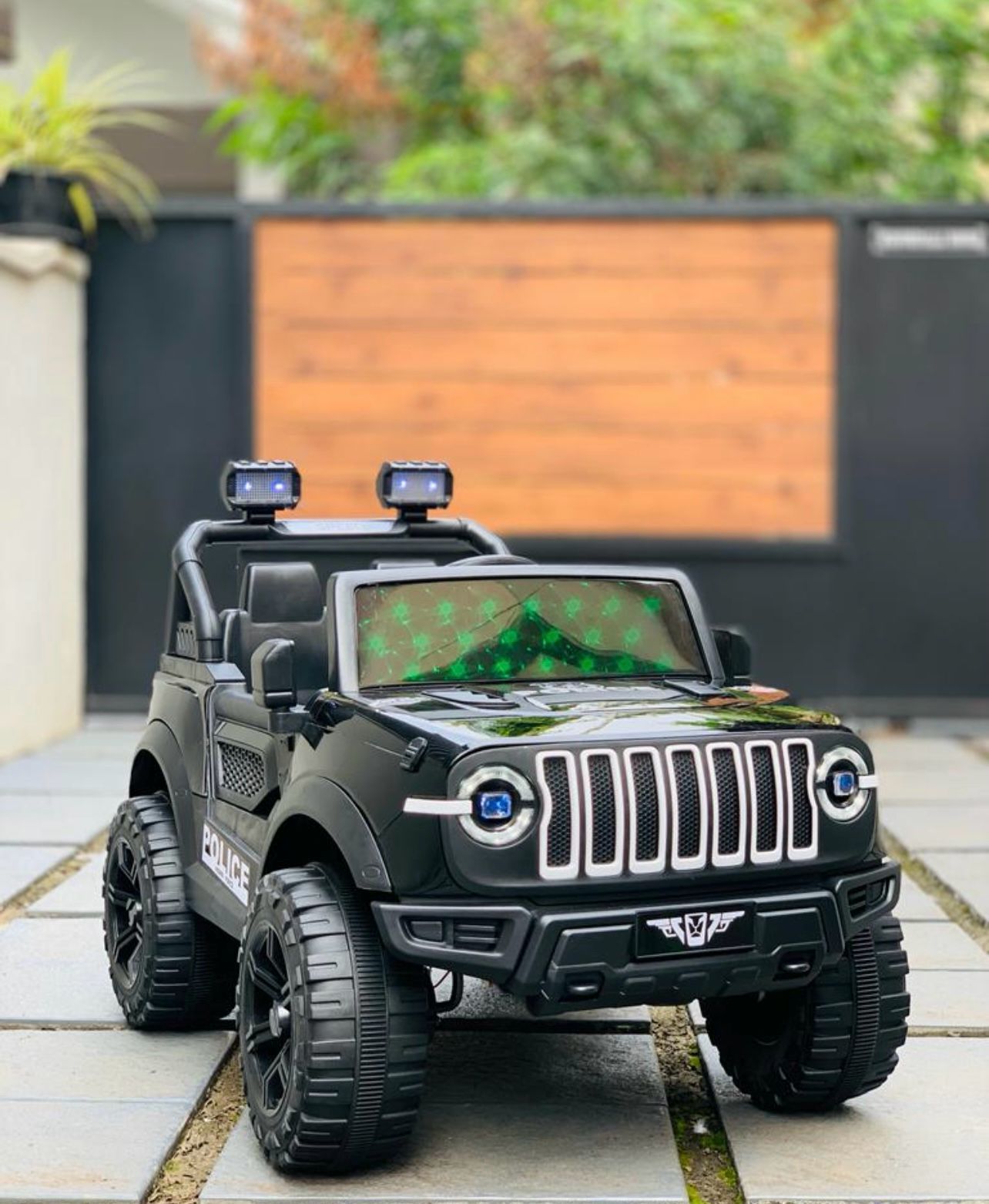 108 JEEP PAINTED 4 MOTOR - Baby Vibe's - Image 2