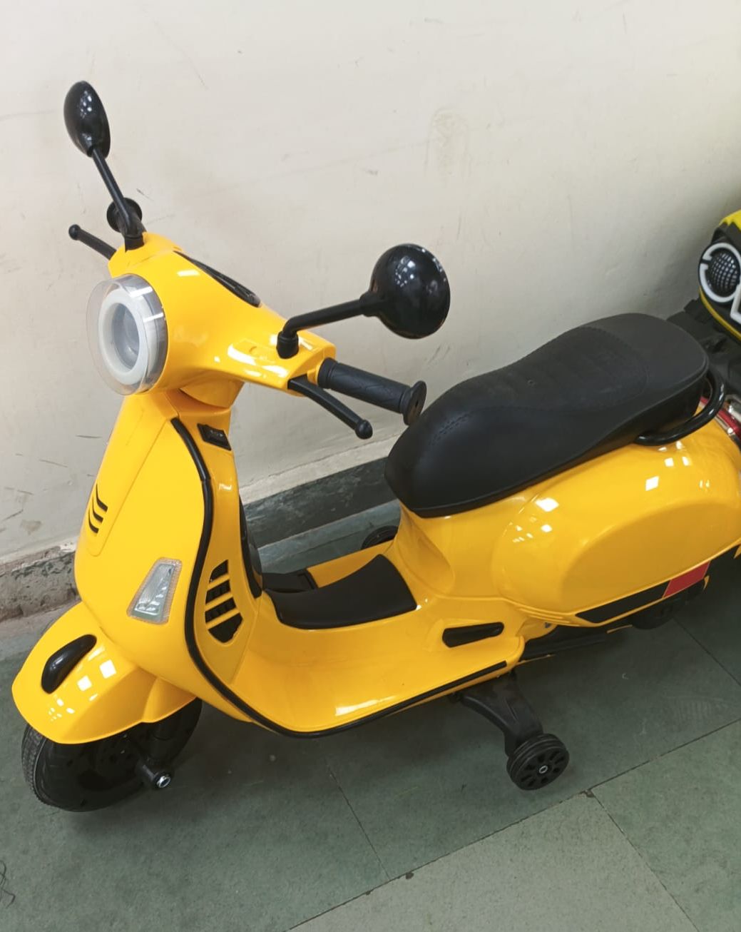 IMP URBAN VESPA - Baby Vibe's - Image 2